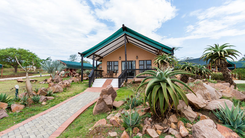 Zulu Nyala Game Lodge ฮลูฮลูเว ภายนอก รูปภาพ